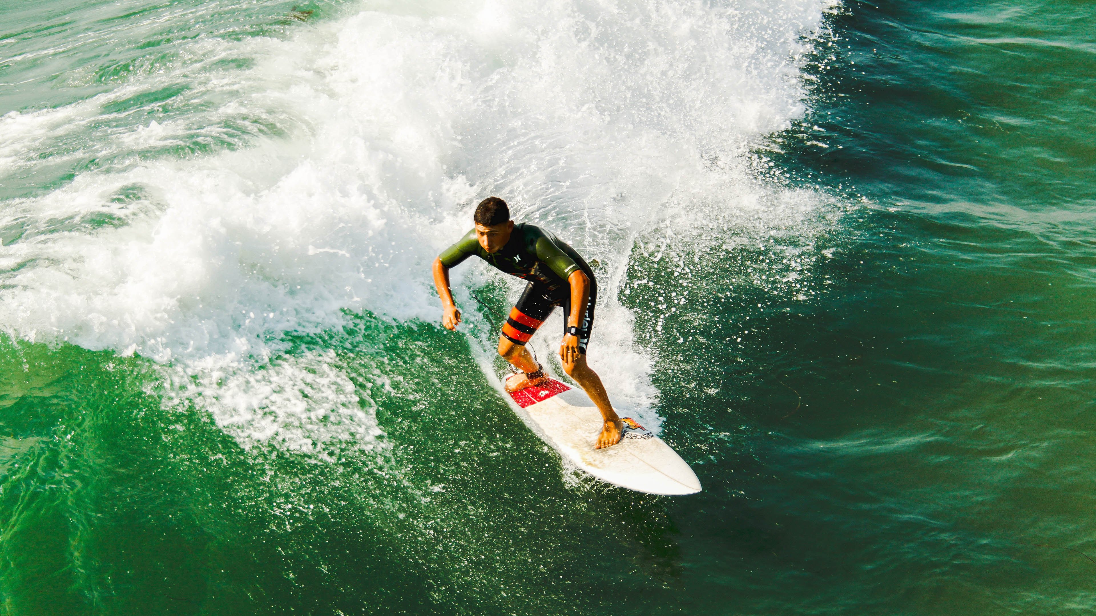 mk体育全站-《英雄联盟》跨界合作“未来之战”势不可挡！